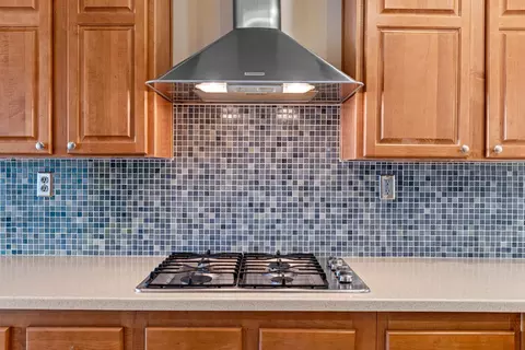 Kitchen - 2894 Winesap Cir, Placerville, CA 95667 photo 2 of 7