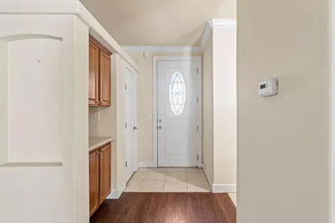 Entry Way - 2894 Winesap Cir, Placerville, CA 95667 photo 2 of 6