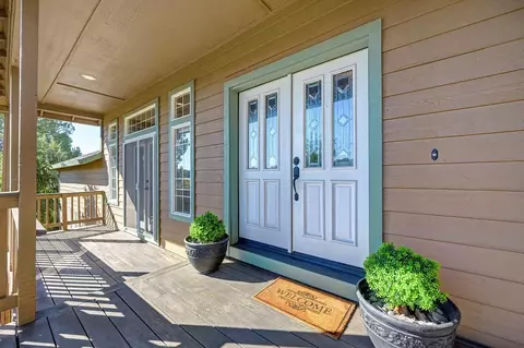 Entry Way - 2579 Otter Trl, Cool, CA 95614 photo 1 of 4
