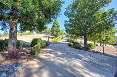 Exterior - 2579 Otter Trl, Cool, CA 95614 photo 3 of 19