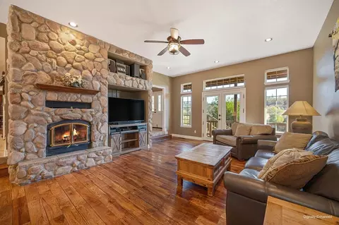 Living - 2579 Otter Trl, Cool, CA 95614 photo 5 of 6