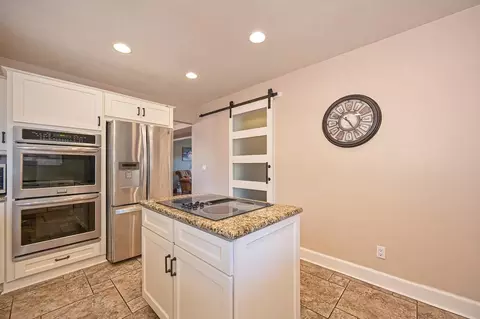Kitchen - 2579 Otter Trl, Cool, CA 95614 photo 3 of 4