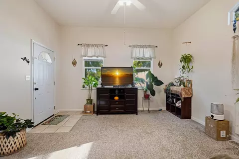 Entry Way - 6910 E Lathrop Rd, Manteca, CA 95336 photo 7 of 8
