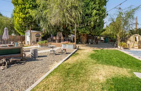 Exterior - 6910 E Lathrop Rd, Manteca, CA 95336 photo 16 of 33