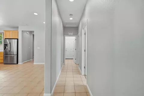 Entry Way - 2640 Ancestry St, Manteca, CA 95337 photo 3 of 4