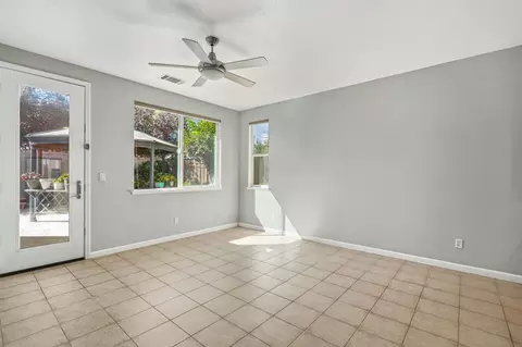 Living - 2640 Ancestry St, Manteca, CA 95337 photo 6 of 7