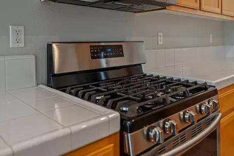 Kitchen - 2640 Ancestry St, Manteca, CA 95337 photo 5 of 5