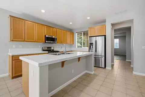 Kitchen - 2640 Ancestry St, Manteca, CA 95337 photo 1 of 5