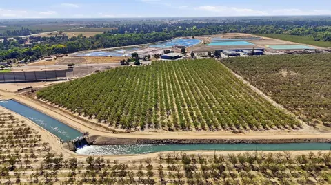 View/Area - 24895 E River Rd, Escalon, CA 95320 photo 7 of 19