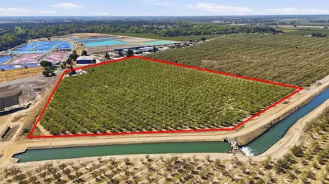 View/Area - 24895 E River Rd, Escalon, CA 95320 photo 17 of 19