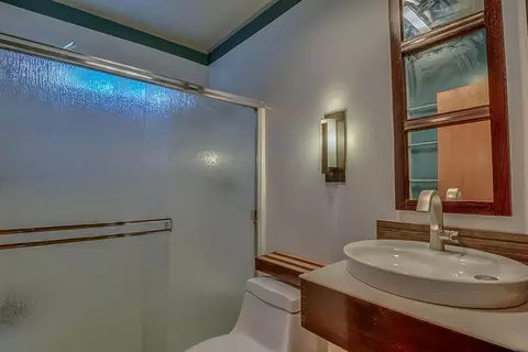 Bath - 25101 Bear Hill Rd, Volcano, CA 95689 photo 2 of 2