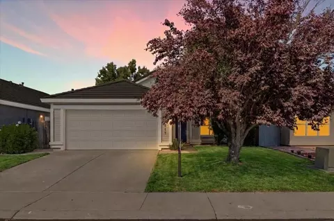8817 Alder Grove Pl, Elk Grove, CA 95624