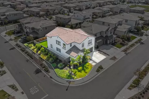 5966 Wave St, Sacramento, CA 95835