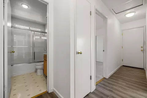 Entry Way - 1881 Thomas Dehaven Ln, Tracy, CA 95376 photo 5 of 7