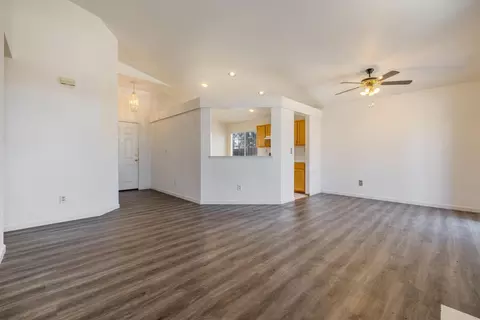 Living - 1881 Thomas Dehaven Ln, Tracy, CA 95376 photo 2 of 4