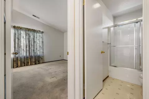 Bedroom - 1881 Thomas Dehaven Ln, Tracy, CA 95376 photo 1 of 7