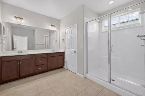 Bath - 228 E Terra Mia Ave, Mountain House, CA 95391 photo 3 of 7