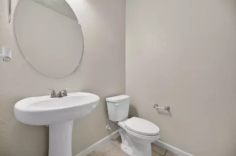Bath - 228 E Terra Mia Ave, Mountain House, CA 95391 photo 2 of 7