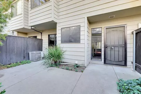750 Lincoln Rd #8, Yuba City, CA 95991