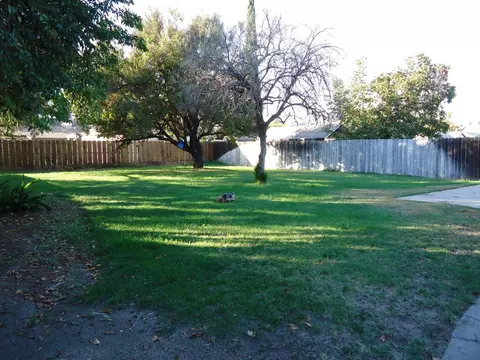 Exterior - 1869 2nd St, Atwater, CA 95301 photo 6 of 6