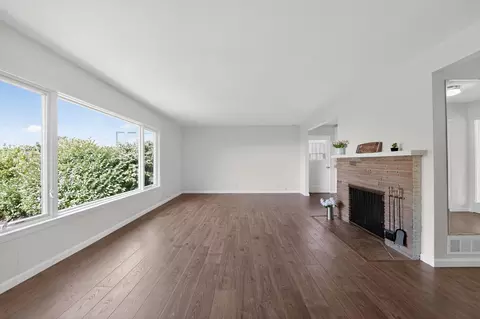 Living - 1188 Grizzly Peak Blvd, Berkeley, CA 94708 photo 2 of 2