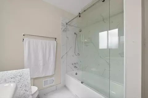 Bath - 1188 Grizzly Peak Blvd, Berkeley, CA 94708 photo 1 of 2