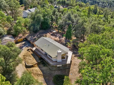 View/Area - 4968 N Mining Brook Ct, Placerville, CA 95667 photo 2 of 3