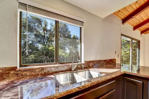 Kitchen - 4968 N Mining Brook Ct, Placerville, CA 95667 photo 3 of 7