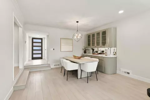 Dining - 2740 Leoleta Way, Carmichael, CA 95608 photo 4 of 6