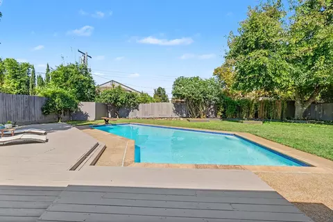 Exterior - 2740 Leoleta Way, Carmichael, CA 95608 photo 9 of 16