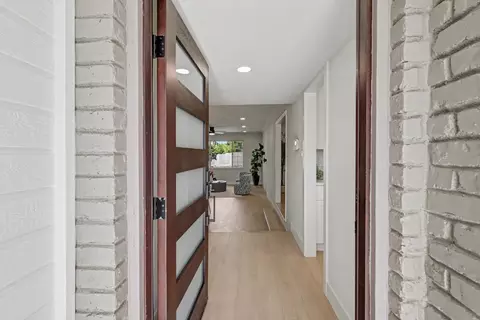 Entry Way - 2740 Leoleta Way, Carmichael, CA 95608 photo 4 of 4