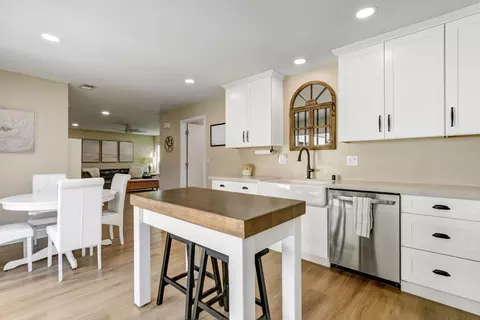 Kitchen - 253 Baja Ave, Davis, CA 95616 photo 7 of 7