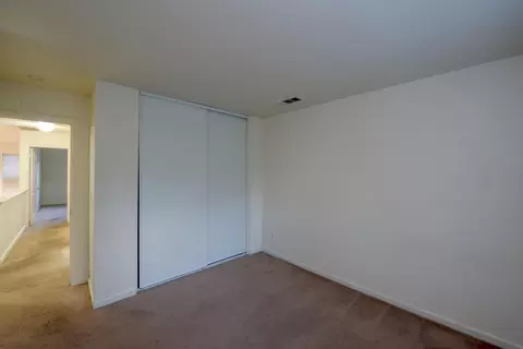 Bedroom - 464 Red Robin Dr, Patterson, CA 95363 photo 6 of 8