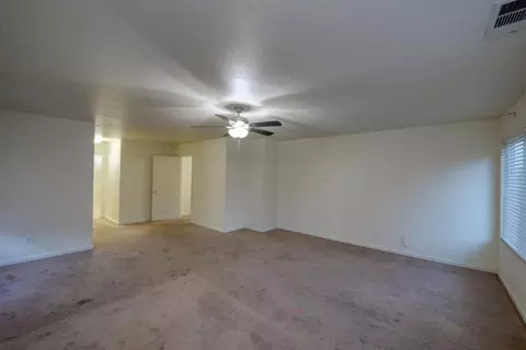 Living - 464 Red Robin Dr, Patterson, CA 95363 photo 10 of 10
