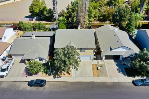 View/Area - 464 Red Robin Dr, Patterson, CA 95363 photo 4 of 9