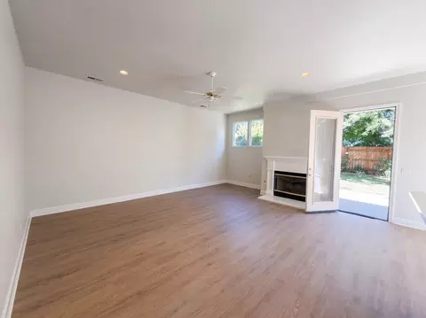 Living - 1418 Yukon St, Davis, CA 95616 photo 1 of 11