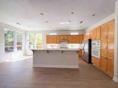 Kitchen - 1418 Yukon St, Davis, CA 95616 photo 1 of 5
