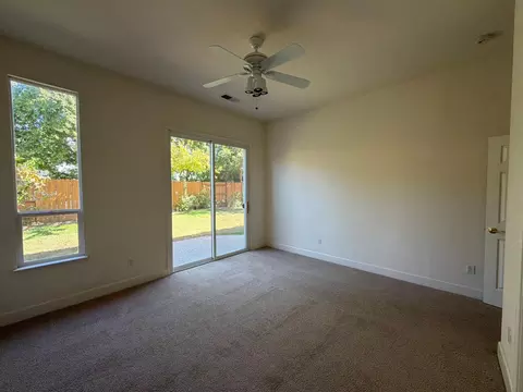 Bedroom - 1418 Yukon St, Davis, CA 95616 photo 4 of 9