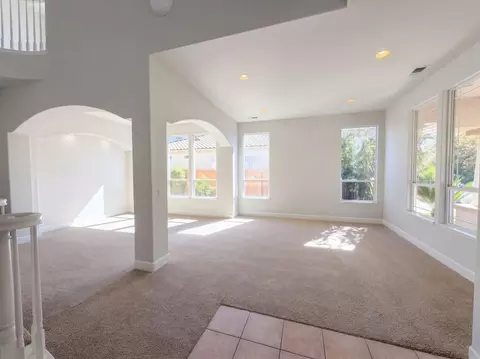 Living - 1418 Yukon St, Davis, CA 95616 photo 3 of 11