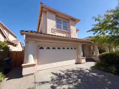Exterior - 1418 Yukon St, Davis, CA 95616 photo 6 of 6