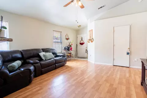 Other - 1089 La Mesa St, Escalon, CA 95320 photo 2 of 4