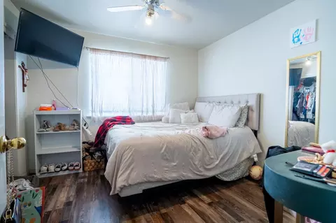 Bedroom - 1089 La Mesa St, Escalon, CA 95320 photo 2 of 3