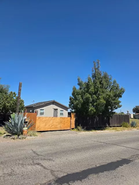 8794 Blossom Ave, Dos Palos, CA 93620