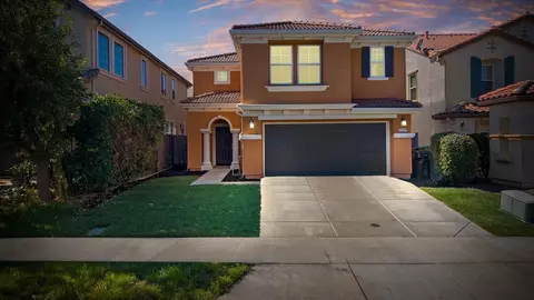 Exterior - 16711 Colonial Trl, Lathrop, CA 95330 photo 2 of 8