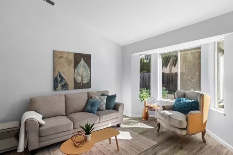Living - 1620 W Kavanagh Ave, Tracy, CA 95376 photo 4 of 4