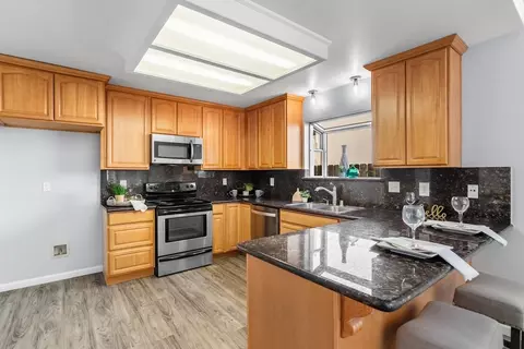 Kitchen - 1620 W Kavanagh Ave, Tracy, CA 95376 photo 2 of 4
