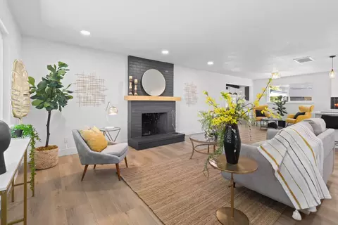 Living - 3232 Mission Ave, Carmichael, CA 95608 photo 2 of 4