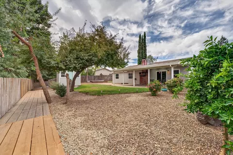 Exterior - 117 Perraud Dr, Folsom, CA 95630 photo 9 of 15