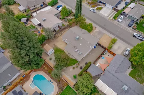 View/Area - 117 Perraud Dr, Folsom, CA 95630 photo 2 of 4