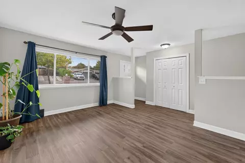 Living - 117 Perraud Dr, Folsom, CA 95630 photo 2 of 5